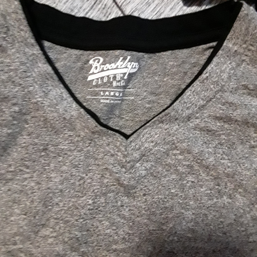 Nice grey tee
